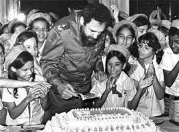 Homenaje por siempre al líder Histórico Fidel Castro Ruz