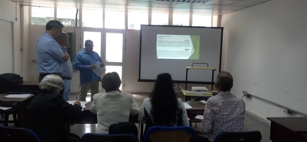 Presentación de trabajos finales del Diplomado COMEX en el Centro Nacional de Capacitación Azucarera CNCA Presentación de trabajos finales del Diplomado COMEX en el Centro Nacional de Capacitación Azucarera CNCA