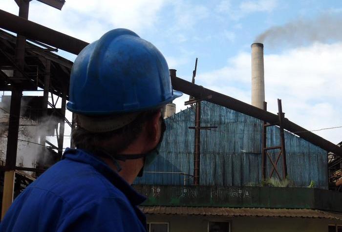 Central espirituano Uruguay no muele, pero está en plena zafra