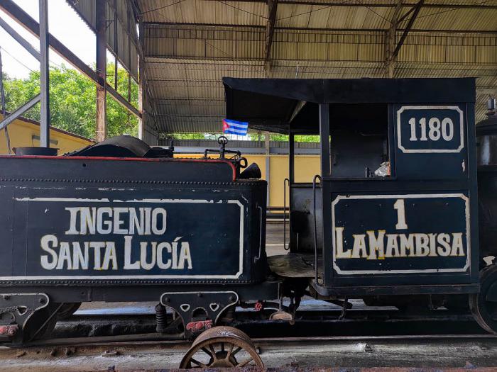 Locomotora La Mambisita es historia andante. Joya del Patrimonio Histórico Azucarero.