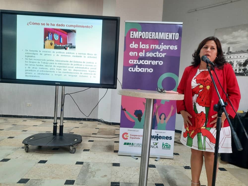 Encuentro Internacional de Empoderamiento de las mujeres en el sector azucarero cubano. Encuentro Internacional de Empoderamiento de las mujeres en el sector azucarero cubano.