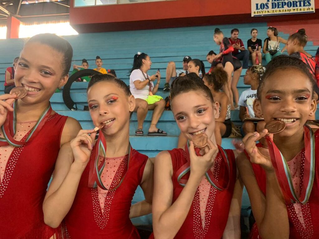 Ahinoa y la gimnasia rítmica con el dulce sabor de una medalla en los 61 Juegos Escolares Nacionales Ahinoa y la gimnasia rítmica con el dulce sabor de una medalla en los 61 Juegos Escolares Nacionales